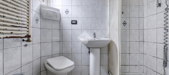 3 rooms Apartment in Ozzano dell'Emilia, Italy No. 75454 18