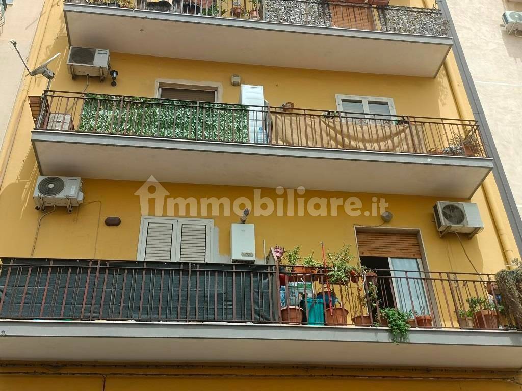 3 bedrooms Apartment in Catania, Italy No. 210437