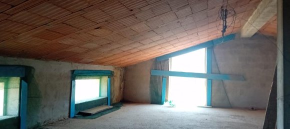 Casa de 4 divisões em Isola Vicentina, Italy N.º 12793 12