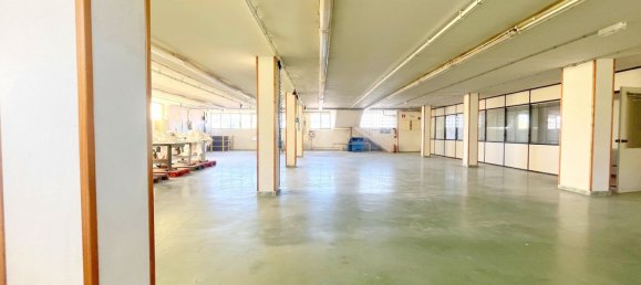1600m² Warehouse in Camarinas, Spain No. 41665 10