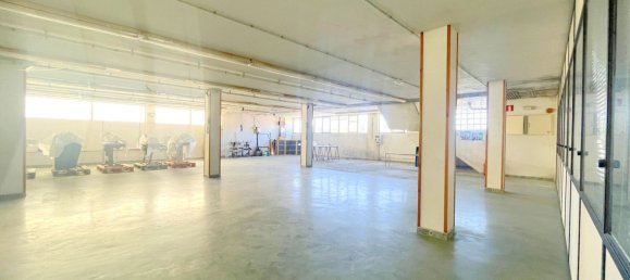 1600m² Warehouse in Camarinas, Spain No. 41665 5