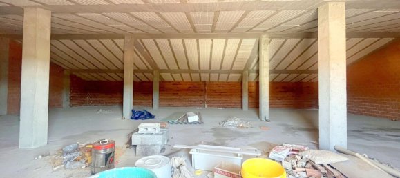 1600m² Warehouse in Camarinas, Spain No. 41665 6