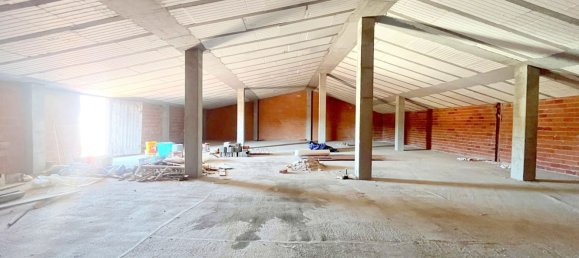 1600m² Warehouse in Camarinas, Spain No. 41665 20