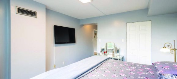 2 bedrooms Condo in Mississauga, Canada No. 812 4