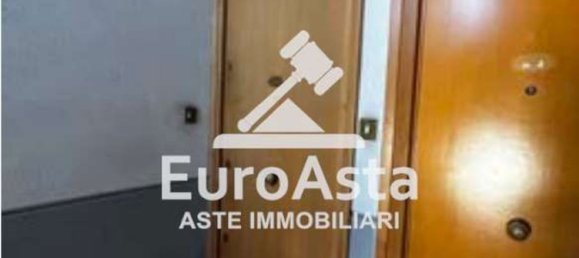 Apartamento T4 em Palermo, Italy N.º 349352 6