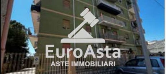 Apartamento T4 em Palermo, Italy N.º 349352 16