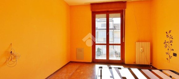 3 Schlafzimmer Haus in Voghera, Italy, Nr. 260719 30