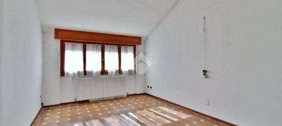 3 Schlafzimmer Haus in Voghera, Italy, Nr. 260719 12