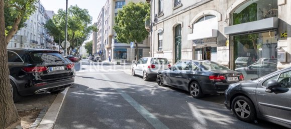 2 rooms Commercial property in Lisbon, Portugal No. 14359 20