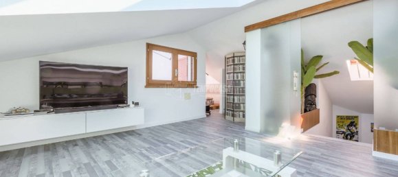 Casa de 4 dormitorios en Riccione, Italy No. 185102 12