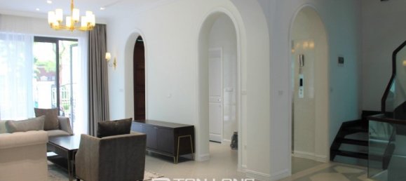 4 Schlafzimmer Villa in Long Bien, Vietnam, Nr. 900 5