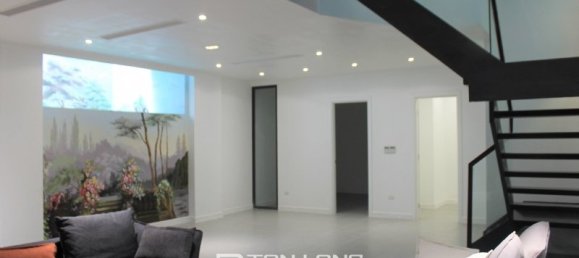 4 Schlafzimmer Villa in Long Bien, Vietnam, Nr. 900 3