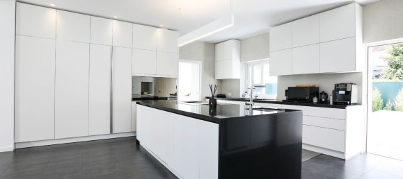 9 bedrooms House in Cascais, Portugal No. 36187 28