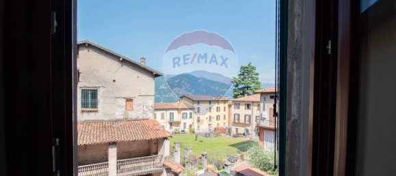 2 Schlafzimmer Wohnung in Sale Marasino, Italy, Nr. 293487 2
