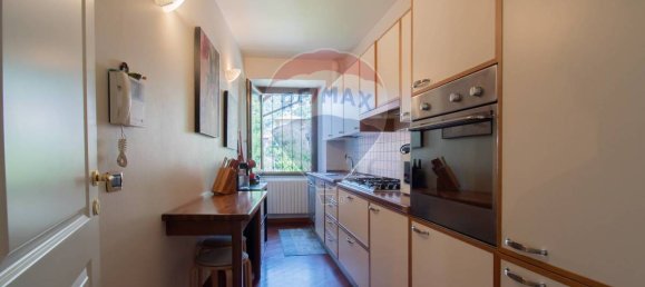 2 Schlafzimmer Wohnung in Sale Marasino, Italy, Nr. 293487 13