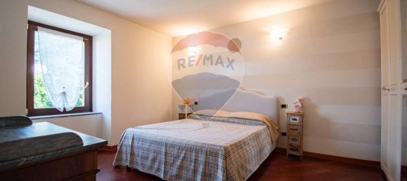 2 Schlafzimmer Wohnung in Sale Marasino, Italy, Nr. 293487 23