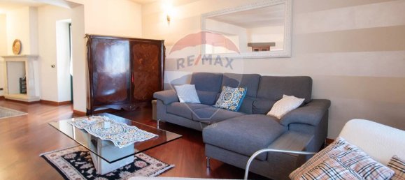 2 Schlafzimmer Wohnung in Sale Marasino, Italy, Nr. 293487 4