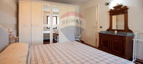 2 Schlafzimmer Wohnung in Sale Marasino, Italy, Nr. 293487 25
