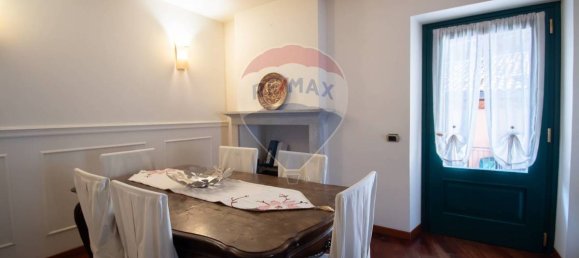 2 Schlafzimmer Wohnung in Sale Marasino, Italy, Nr. 293487 9