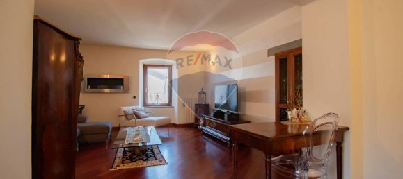 2 Schlafzimmer Wohnung in Sale Marasino, Italy, Nr. 293487 12