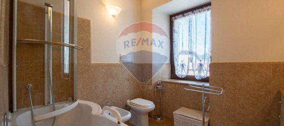 2 Schlafzimmer Wohnung in Sale Marasino, Italy, Nr. 293487 28