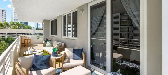 2 Schlafzimmer Gewerbliche Immobilien in Miami, USA, Nr. 615769 7