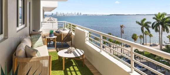 2 Schlafzimmer Gewerbliche Immobilien in Miami, USA, Nr. 615769 10