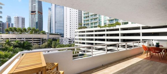 2 Schlafzimmer Gewerbliche Immobilien in Miami, USA, Nr. 615769 9