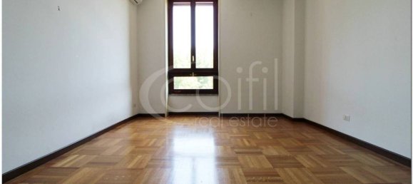 Квартира с 3 спальнями в Милан, Италия № 332145 11