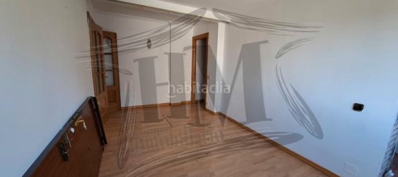 3 bedrooms Apartment in Coslada, Spain No. 179597 2