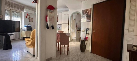 2 bedrooms Apartment in Naples, Italy No. 208890 2