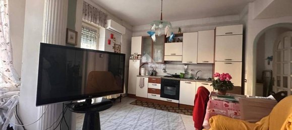 2 bedrooms Apartment in Naples, Italy No. 208890 5