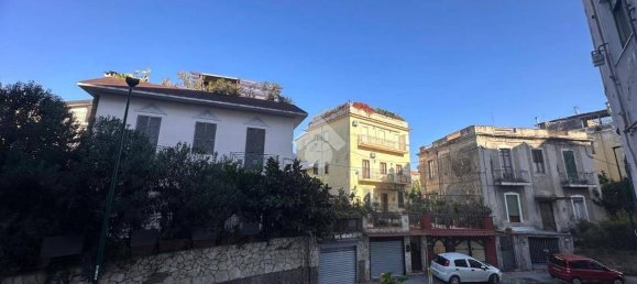 2 bedrooms Apartment in Naples, Italy No. 208890 19