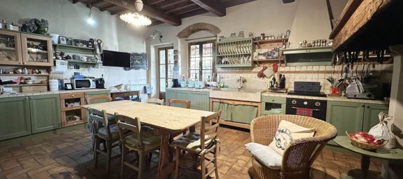 5 rooms House in Montespertoli, Italy No. 176010 10