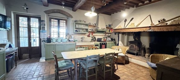 5 rooms House in Montespertoli, Italy No. 176010 8
