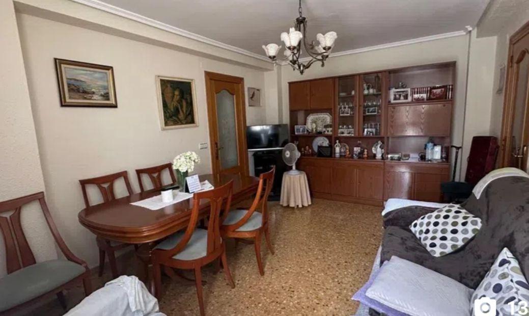 3 bedrooms Apartment in Valencia, Spain No. 271618