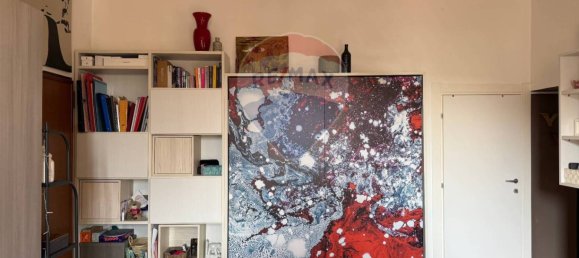 Studio in Milan, Italy No. 326002 20