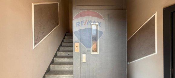 Studio in Milan, Italy No. 326002 38