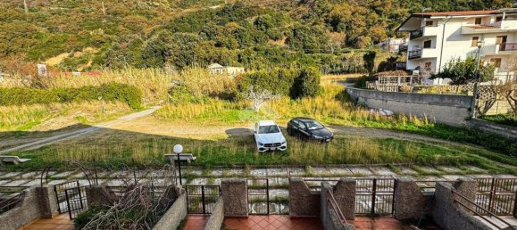 Apartamento de 3 habitaciónes en Falconara Albanese, Italy No. 138396 12