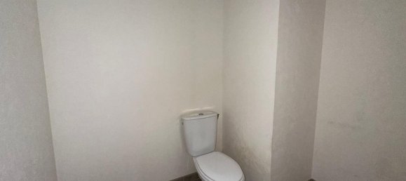 2 bedrooms Apartment in La Riche, France No. 236147 9