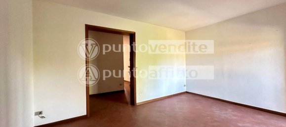 Apartamento de 3 dormitorios en Lucca, Italy No. 325541 9