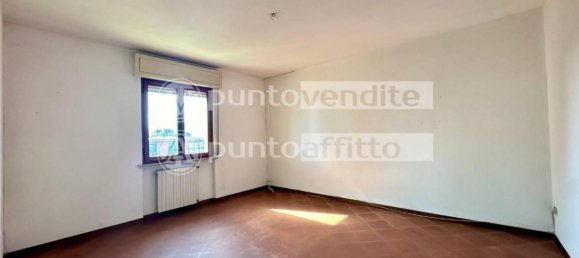 Apartamento de 3 dormitorios en Lucca, Italy No. 325541 23