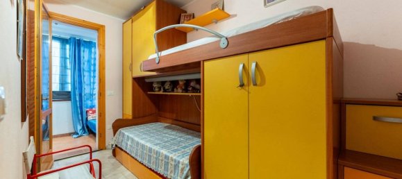 Квартира с 3 комнатами в Комаккьо, Италия № 132477 8