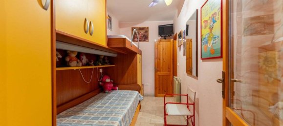 Квартира с 3 комнатами в Комаккьо, Италия № 132477 9