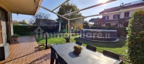 6 Schlafzimmer Villa in Cavallirio, Italy, Nr. 335898 3