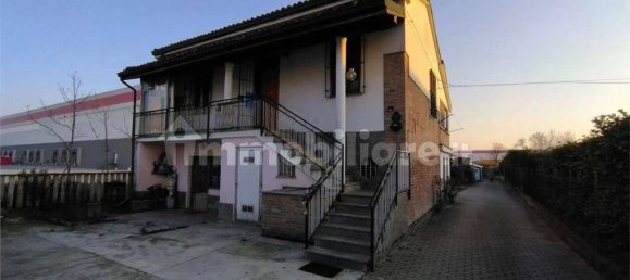 5 bedrooms Villa in Tortona, Italy No. 346551 15