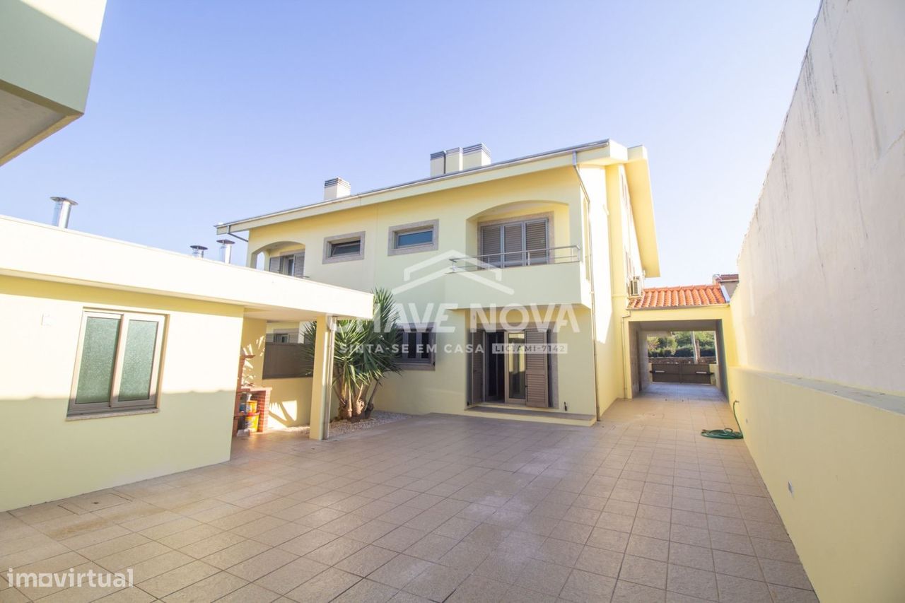 3 bedrooms House in Vila Nova de Gaia, Portugal No. 338183