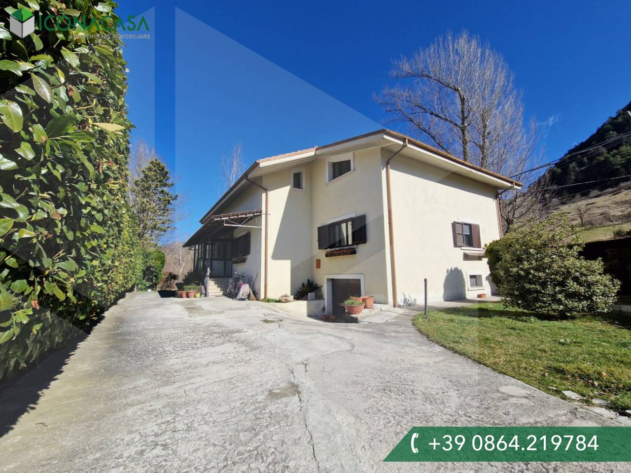 5غرفة فيلا في Castel di Sangro, Italy رقم 28354