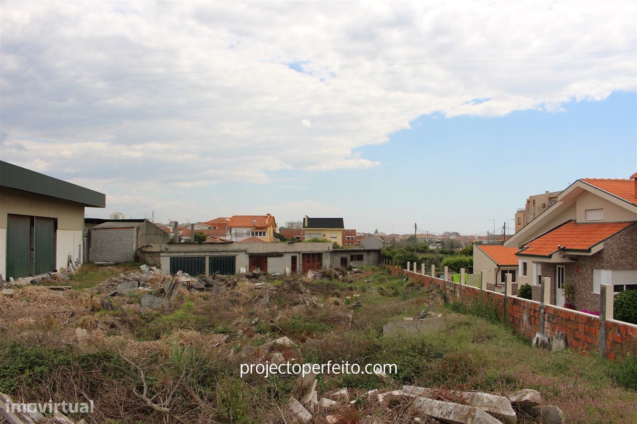 Terrain à Sao Felix da Marinha, Portugal 2500m² No. 138273