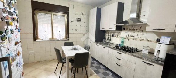 4 rooms Apartment in Pomigliano d'Arco, Italy No. 98413 40